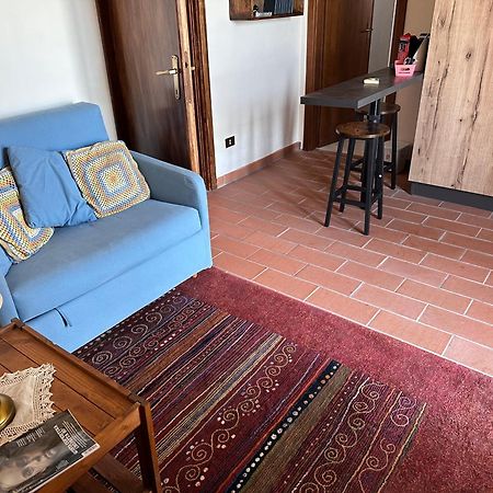 B&B Casale Roshlee Gualdo Cattaneo Luaran gambar