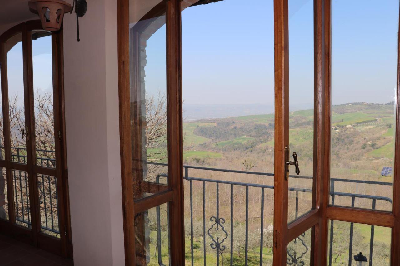B&B Casale Roshlee Gualdo Cattaneo Luaran gambar