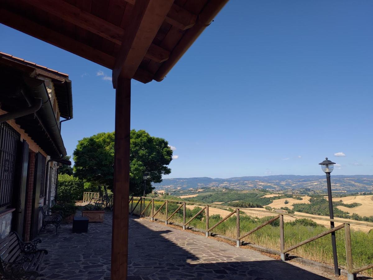 B&B Casale Roshlee Gualdo Cattaneo Luaran gambar